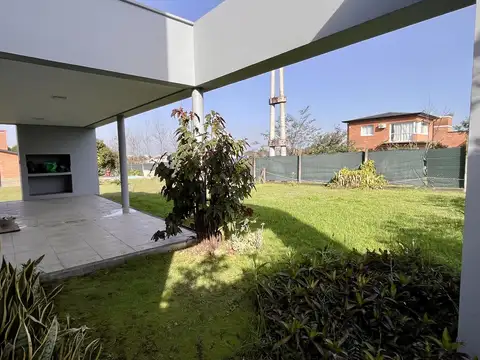 Casa en Venta en Yerba Buena, USD 270.000