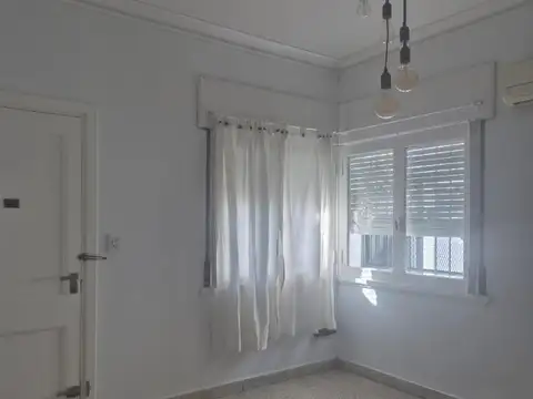 Avenida Presidente Peron 100