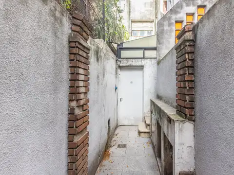 Depto Tipo Casa 2 ambientes con 1 baño