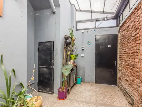 Bogotá 4000, Piso 0