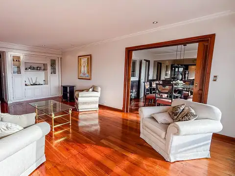 Departamento 5 ambientes con 4 baños
