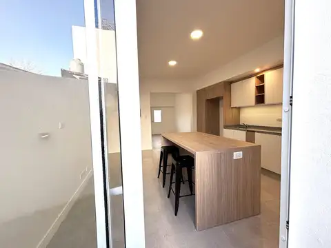 Depto Tipo Casa 3 ambientes con 1 baño