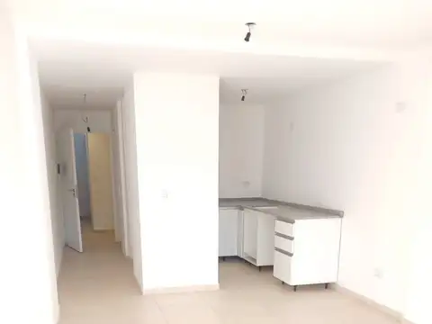 Emilio Mitre 300, Piso 1