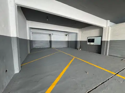 VENTA EDIFICIO COMERCIAL ESTRENAR COCHERAS MERLO