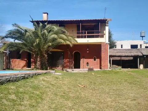 Casa Chalet  en Venta en Benavidez, Tigre, G.B.A. Zona Norte