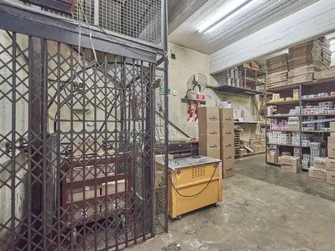 Local en Venta 53 años