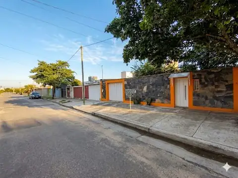 Casa en Venta de 5 dormitorios
