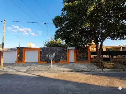 SE VENDE CASA PARQUE LA GRUTA-FACILIDADES-FINANCIA