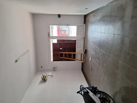 Local en Alquiler en Villa Massoni, $ 450.000