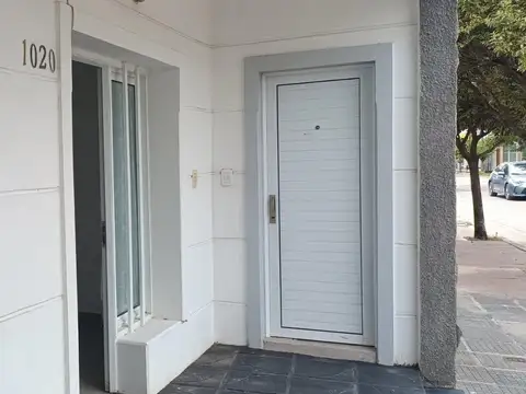 Departamento PH. 2 dormitorios. Planta baja.