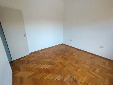 Depto Tipo Casa en Venta al Oeste