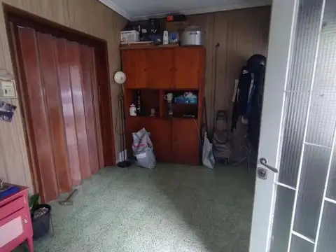Propiedad a reciclar 520 bis e 8 y 9.  2 en 1