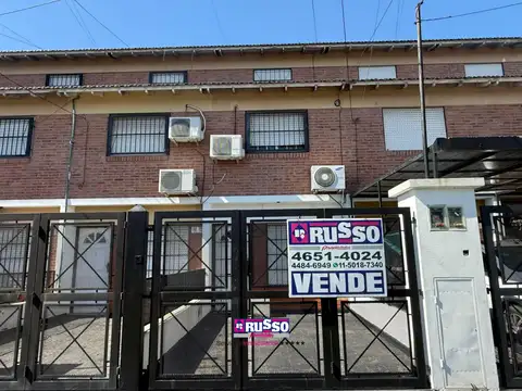 Venta Triplex 3 ambientes en Villa Luzuriaga