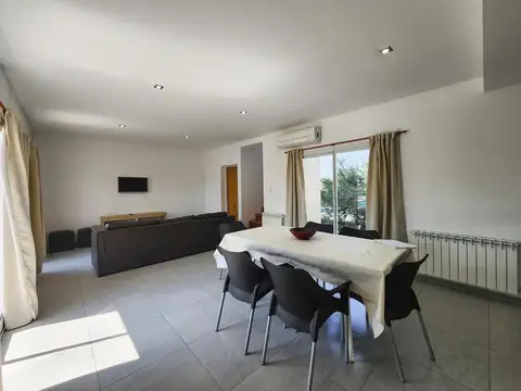 Casa en Venta en Roldan, USD 148.000