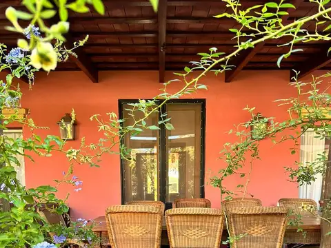 Casa a la venta en Santa Catalina, Lujan