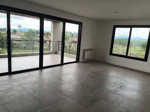 Departamento en Alquiler con 1 cocheras