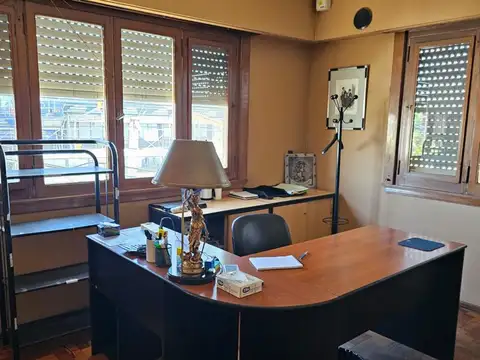 Oficina en Alquiler 50 años
