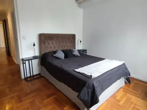 Semipiso Totalmente Amoblado y Equipado al Frente | 3 Ambientes | Gran Vista y Luz | Recoleta