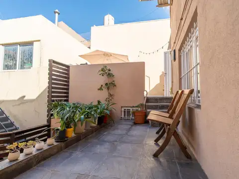 Depto Tipo Casa 3 ambientes con 2 baños