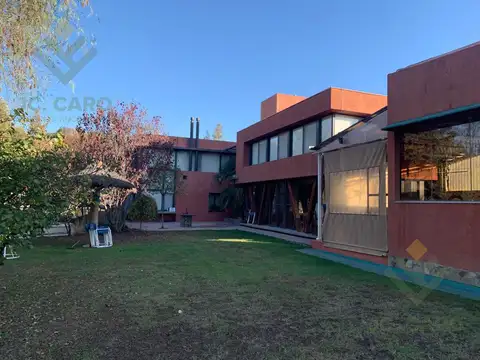 VENTA Espectacular Casa-Quinta en El Encon