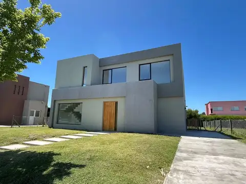 Puertos / Barrio Acacias, Belén de Escobar, Provincia de Buenos Aires, Argentina
