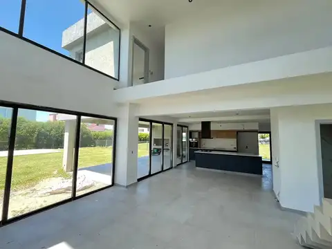 Casa en Venta 1 año