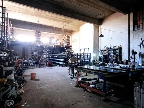 Galpon en Venta en Lomas De Zamora, USD 190.000