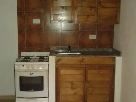 EXCELENTE OPORTUNIDAD  VENTA DE 1 CASA-2 DUPLEX Y 1 PH EN ITUZAINGÓ