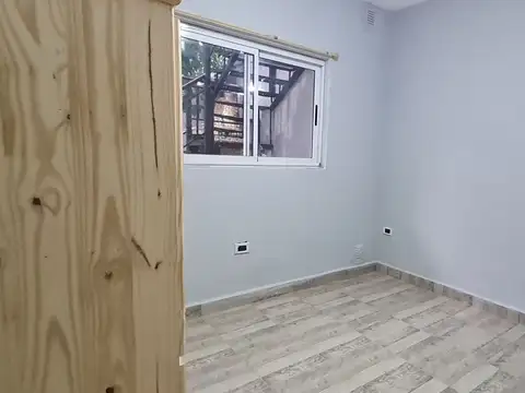 Depto Tipo Casa en Alquiler de 2 ambientes