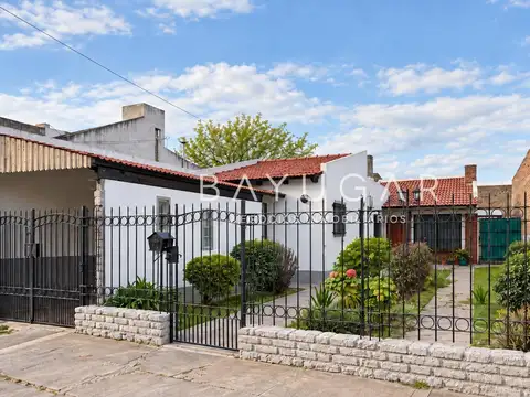 VENTA CASA - Cnel. Falcón al 1300 - Bahía Blanca