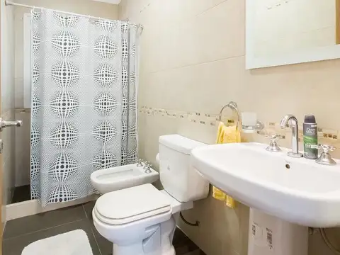 Casa en Alquiler al Este