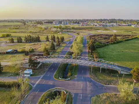 Los Pasos del Jockey Lote B 05 - Ficherton , Rosario