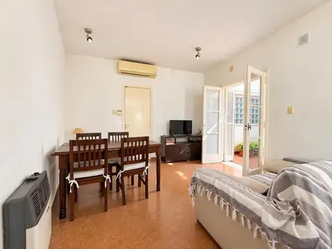 Depto Tipo Casa en Venta 25 años
