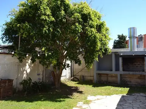 Casa en Venta en Castelar, USD 150.000