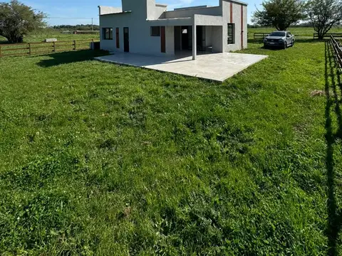 VENTA DE CASA 3 AMBIENTES LOTE DE 1200 SAN MIGUEL DEL MONTE