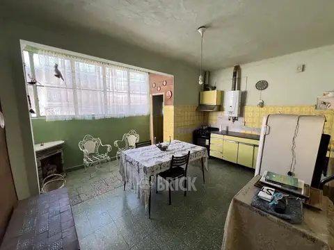 Depto Tipo Casa 5 ambientes con 2 baños
