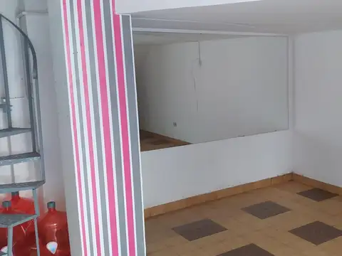 Local en Venta Via Pública