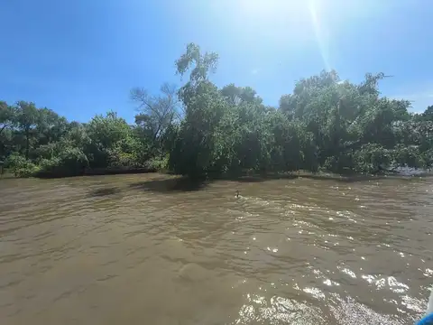 Rio o Arroyo Lujan y Canal Club SF 100