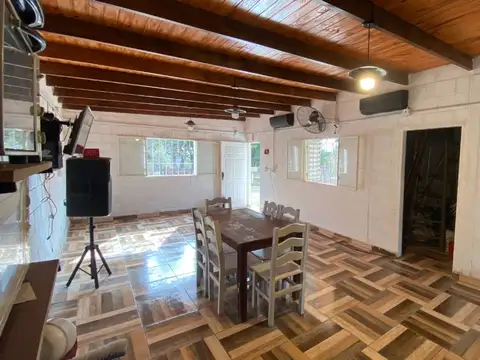 Casa 3 ambientes con 1 baño