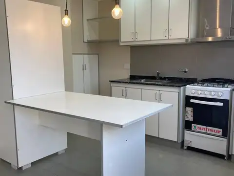 Depto Tipo Casa en Venta al Este