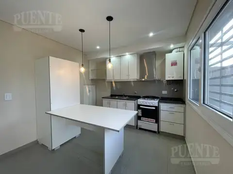 Depto Tipo Casa en Venta de 3 ambientes