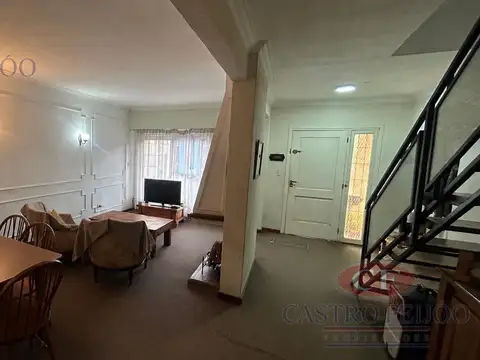 Casa en Venta en Olivos Maipú/Uzal, USD 330.000