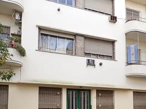 Avenida Carlos Calvo 1200, Piso 4
