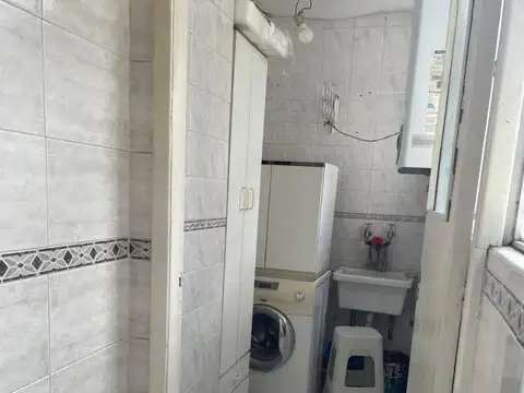 Avenida Carlos Calvo 1200, Piso 4