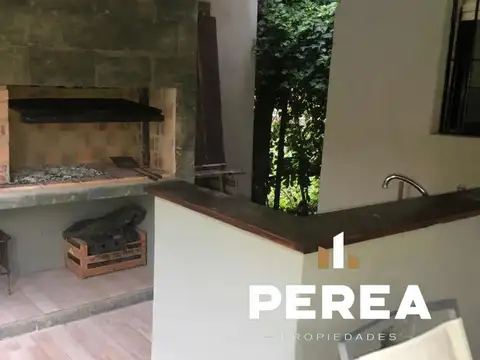 Quinta en Venta con 2 cocheras