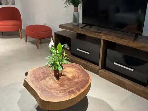 Casa en Alquiler Temporal con 1 cochera