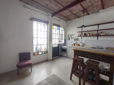 Depto Tipo Casa en Alquiler Temporal 60 años