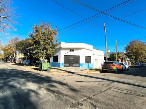Oportunidad venta de Departamento mas local 