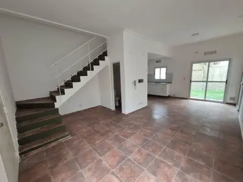 Depto Tipo Casa en Venta de 2 dormitorios