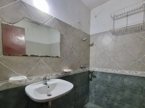 Casa 3 ambientes con 1 baño